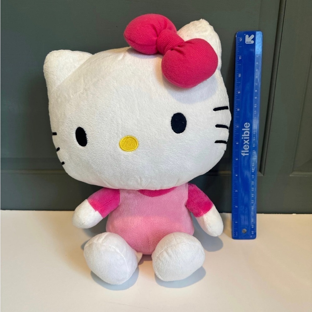 Hello kitty plush